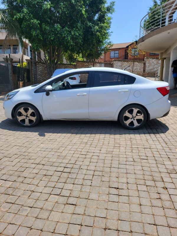 Sheppystone Car Rental - Image 6